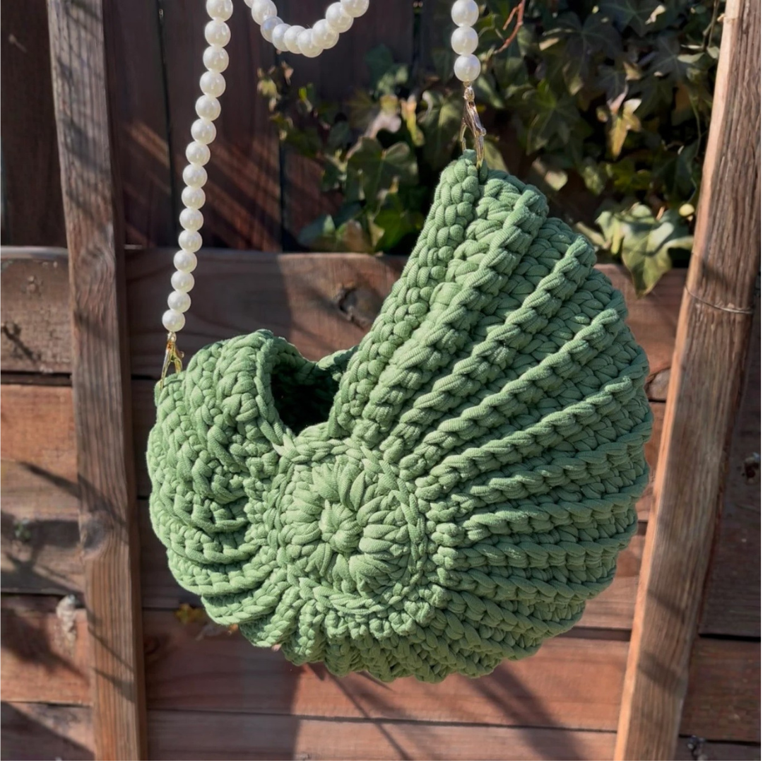Crochet Shell Bag